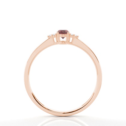 Ovaler Granat-Verlobungsring in einer Krappenfassung