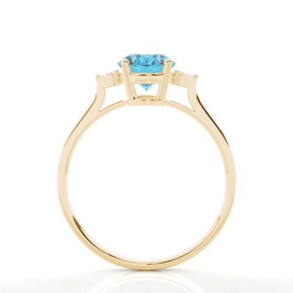 Ovaler Blautopas-Verlobungsring in einer Krappenfassung und drei Steinen