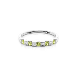 Peridot Halb Memorial Ring in einer Kanalfassung