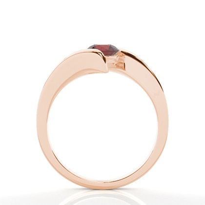 Kanalfassung Granat Solitär Ring