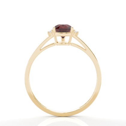 Tropfen Granat Verlobungsring mit Seitensteinen in einer Krappenfassung