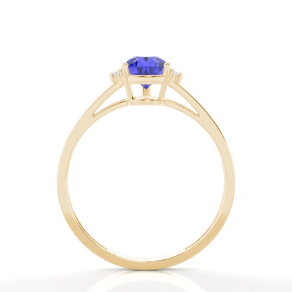 Tropfen Opal Verlobungsring mit Seitensteinen in einer Krappenfassung