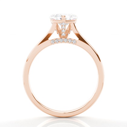 Verlobungsring Mit 4 Krappen In Runder Diamant-Seitensteinfassung