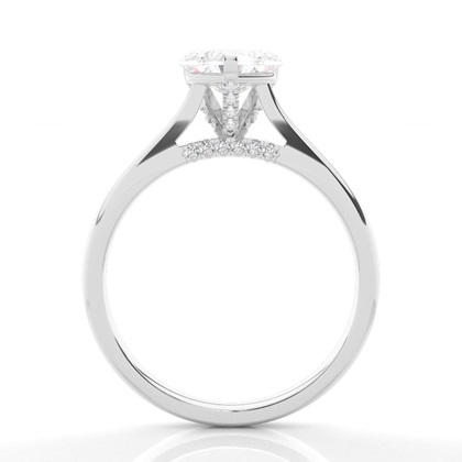 Verlobungsring Mit 4 Krappen In Runder Diamant-Seitensteinfassung