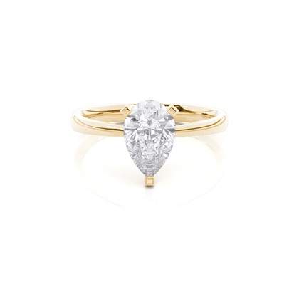 4 Prong Setting Round Moissanite Side Stone Engagement Ring