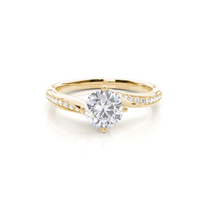 4 Prong Setting Round Moissanite Side Stone Engagement Ring