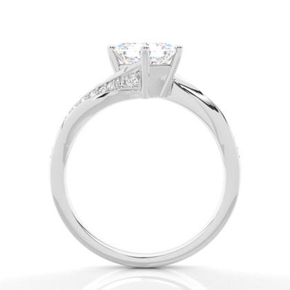 Verlobungsring Mit 4 Krappen In Runder Diamant-Seitensteinfassung