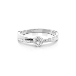 Alltagsring Mit Rundem Diamant In Mikrokrappenfassung