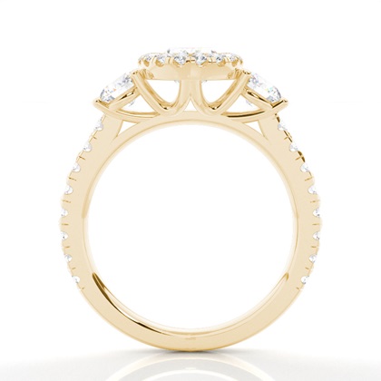 Oval Cut Diamond Engagement Rings 