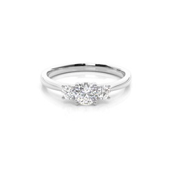4 Prong Setting Plain Three Stone Ring