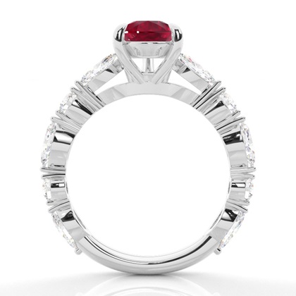 Krappenbesetzter Rubin-Verlobungsring