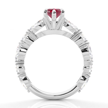 Krappenbesetzter Rubin-Verlobungsring