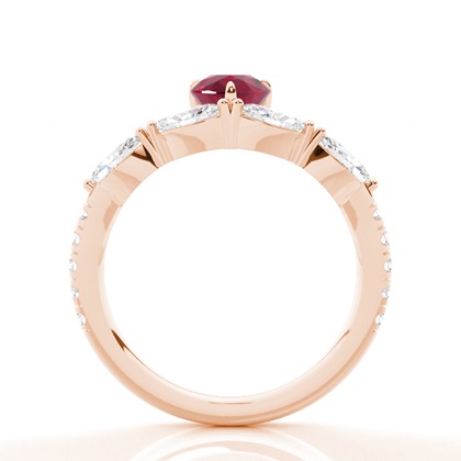 Krappenbesetzter Rubin-Verlobungsring