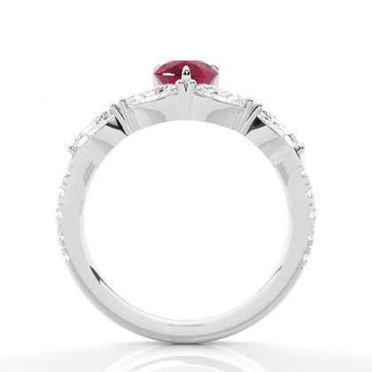 Krappenbesetzter Rubin-Verlobungsring