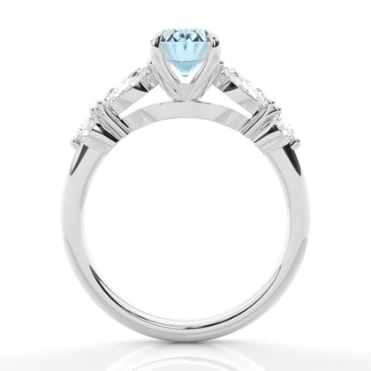 Krappenbesetzter Aquamarin-Verlobungsring