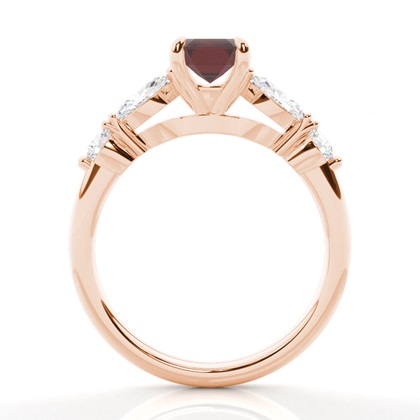 Granat-Verlobungsring in Krappenfassung