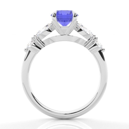 Prong Set Tansanit-Verlobungsring