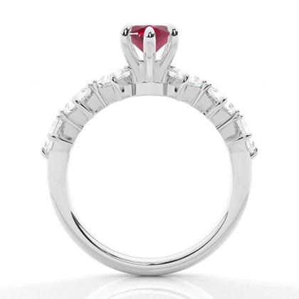 Krappenbesetzter Rubin-Verlobungsring