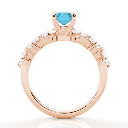 Verlobungsring mit blauem Topas in Krappenfassung