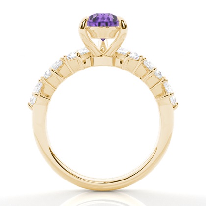 Krappenbesetzter Amethyst-Verlobungsring