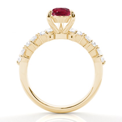 Krappenbesetzter Rubin-Verlobungsring