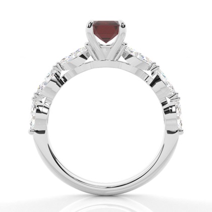 Granat-Verlobungsring in Krappenfassung