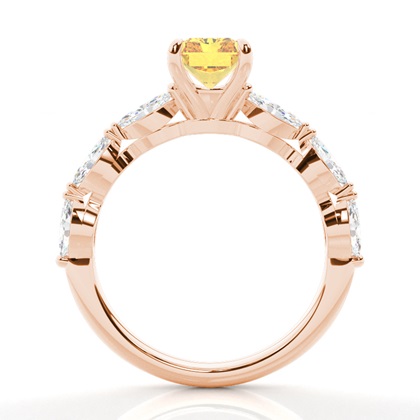 Verlobungsring mit gelbem Diamant und seitlichem Stein