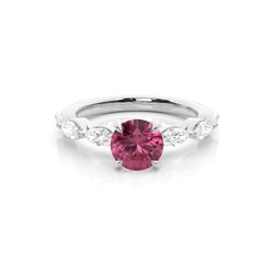 Krappenbesetzter rosa Turmalin-Verlobungsring