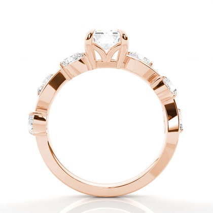 Krappenbesetzter Diamant-Verlobungsring