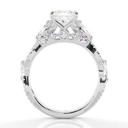 Krappenbesetzter Diamant-Verlobungsring