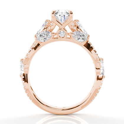 Krappenbesetzter Diamant-Verlobungsring