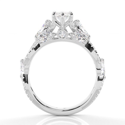 Krappenbesetzter Diamant-Verlobungsring