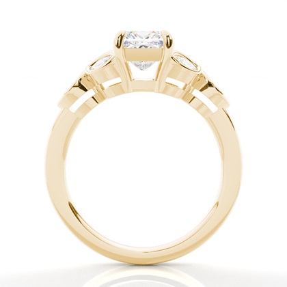 Krappenbesetzter Diamant-Verlobungsring