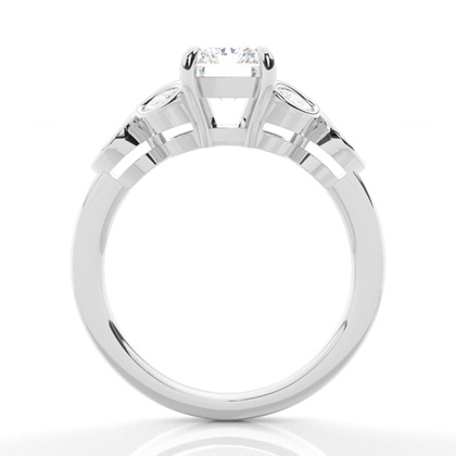 Krappenbesetzter Diamant-Verlobungsring