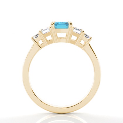 Ring mit blauem Topas und Seitenstein in Krappenfassung