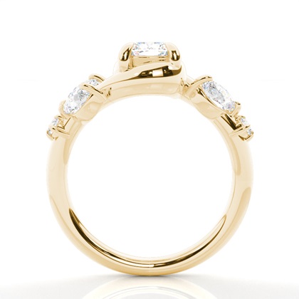 Krappenbesetzter Diamant-Verlobungsring