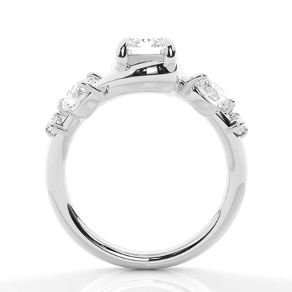 Krappenbesetzter Diamant-Verlobungsring