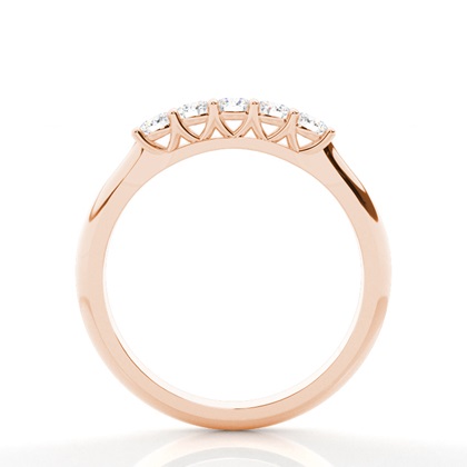 Fünf Diamanten in einer Krappenfassung