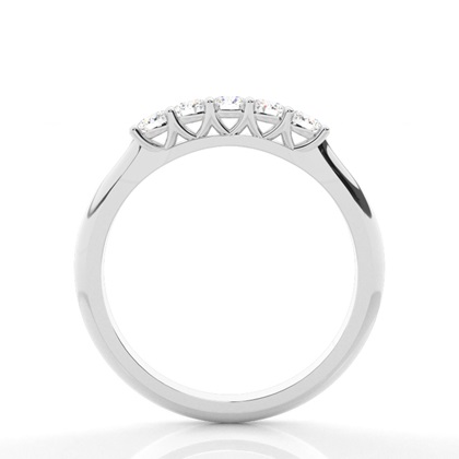 Fünf Diamanten in einer Krappenfassung