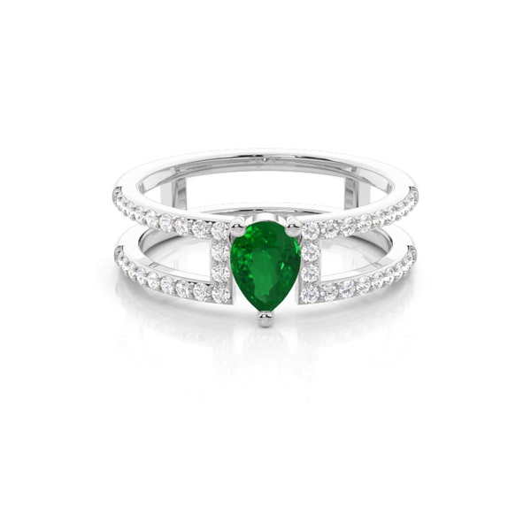 Prong Setting Pear Emerald Fashion Ring