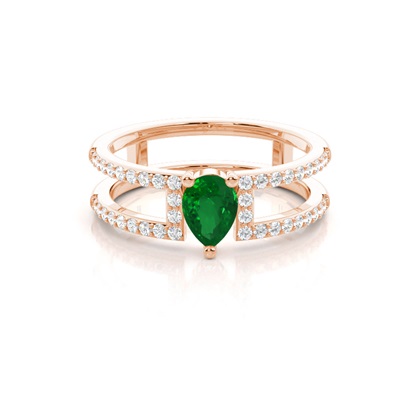 Prong Setting Pear Emerald Fashion Ring