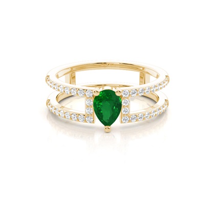 Prong Setting Pear Emerald Fashion Ring