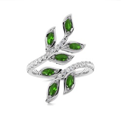 Prong Setting Marquise Emerald Fashion Ring