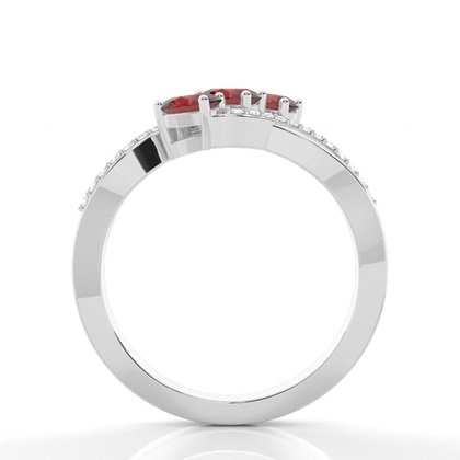 Prong Setting Oval Garnet Three Stone Ring