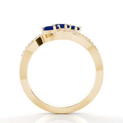 Drei-Steine-Ring mit drei blauen Saphiren in Krappenfassung