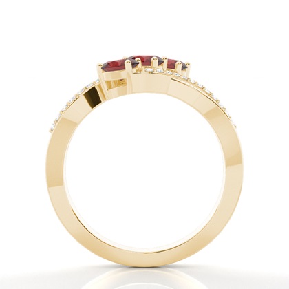 Prong Setting Oval Garnet Three Stone Ring