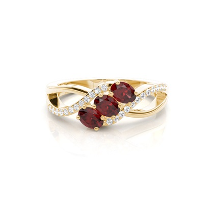 Prong Setting Oval Garnet Three Stone Ring