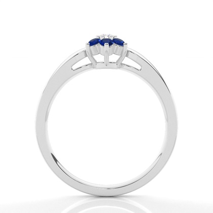 Runder Blauer Saphir-Cluster-Ring In Krappenfassung