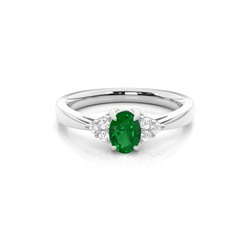 Prong Setting Oval Emerald Side Stone Ring