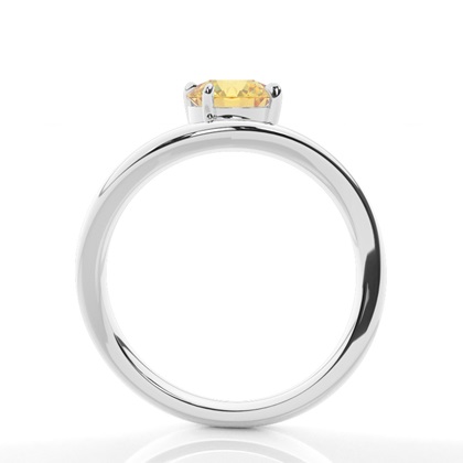 Horizontaler Ost-West Verlobungsring mit gelbem Diamant